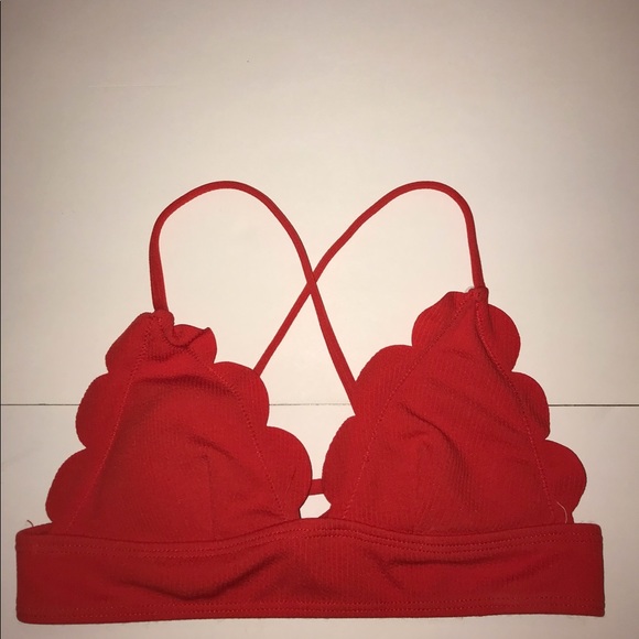 Red Bikini - Picture 4 of 6